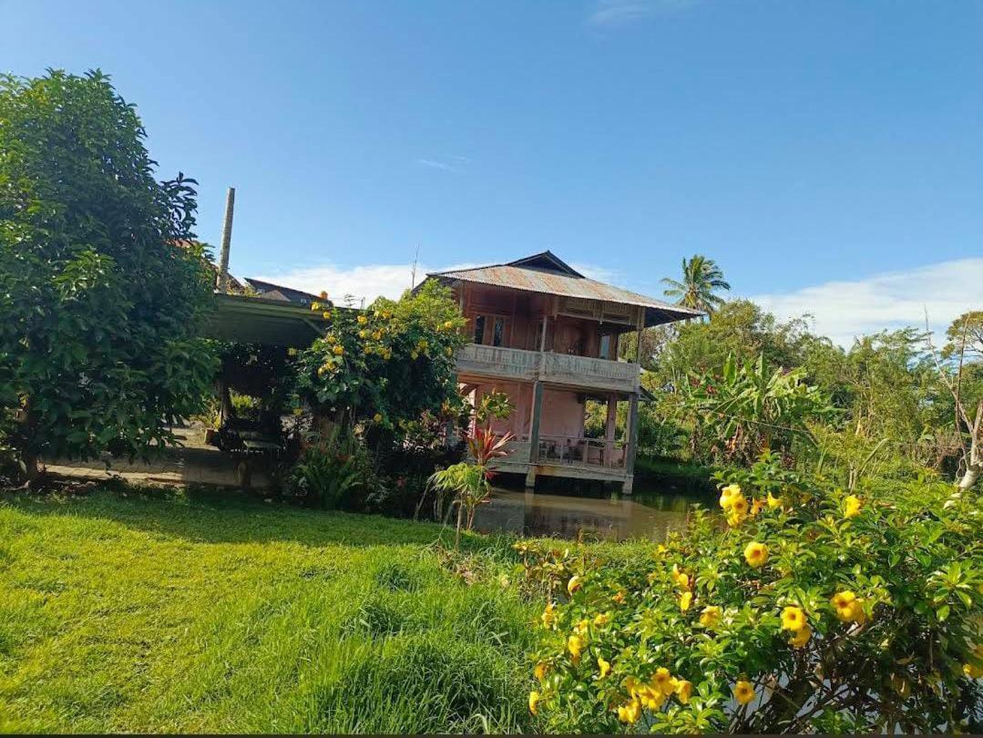 Talaga Tomohon Home Stay And Fishing Pond المظهر الخارجي الصورة