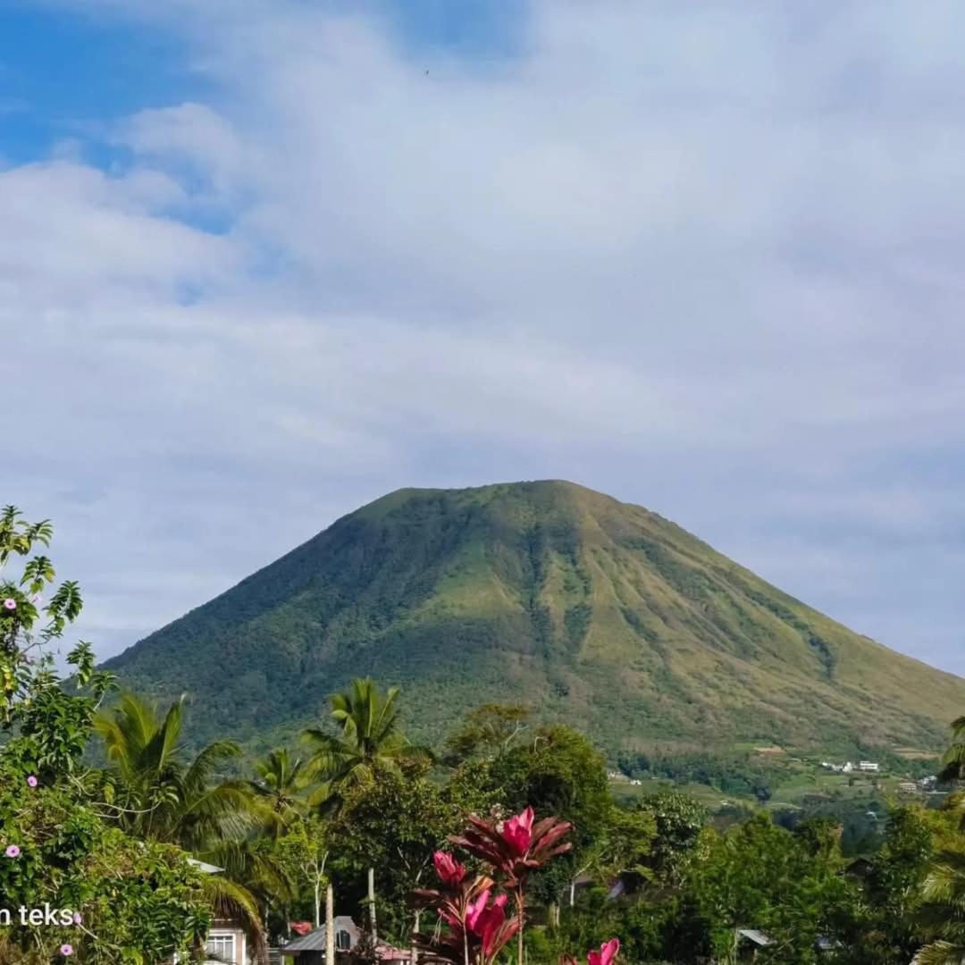 Talaga Tomohon Home Stay And Fishing Pond المظهر الخارجي الصورة